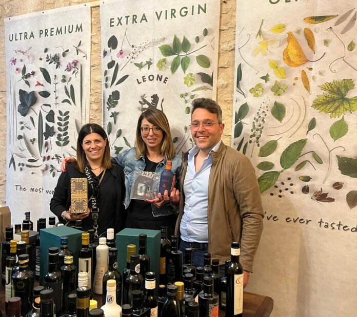 Addurè, olio extravergine di oliva Bella di Cerignola - Tenute Manduano (9)
