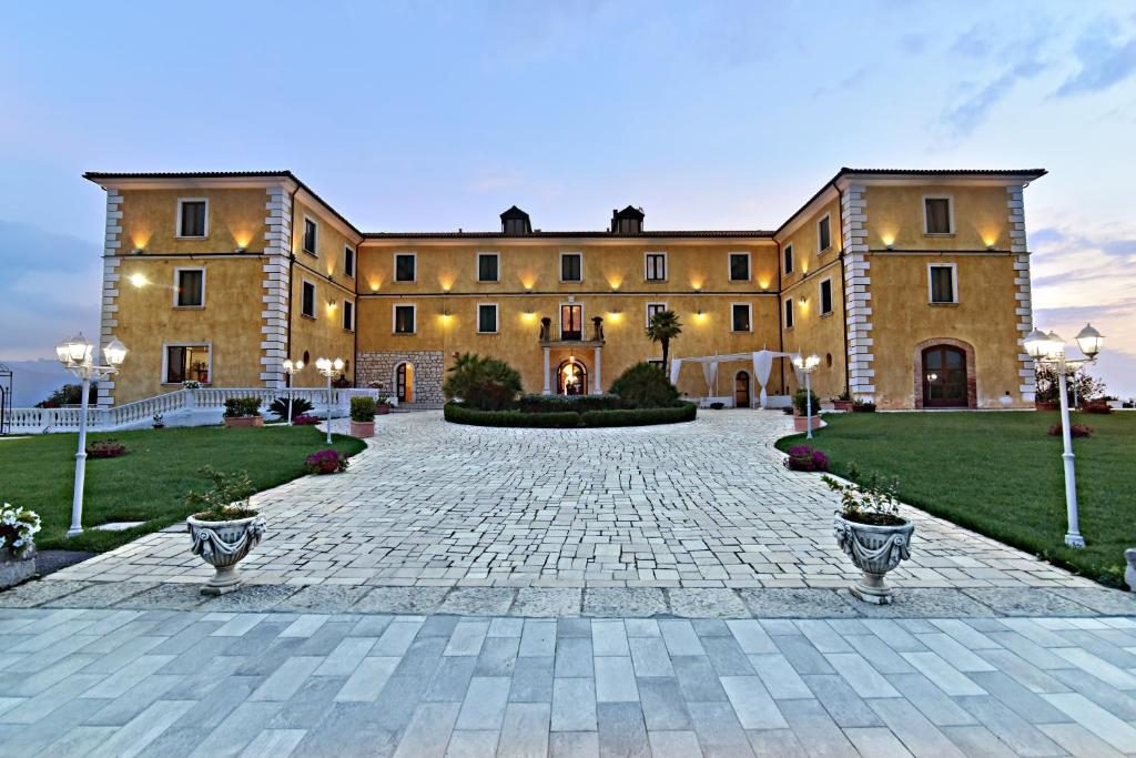Anteprima fuoriprogramma per presentare la tredicesima edizione di paestum wine fest 2024 - Tenute Manduano